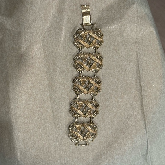 Gold tone floral brocade statement cuff bracelet - Picture 3 of 6